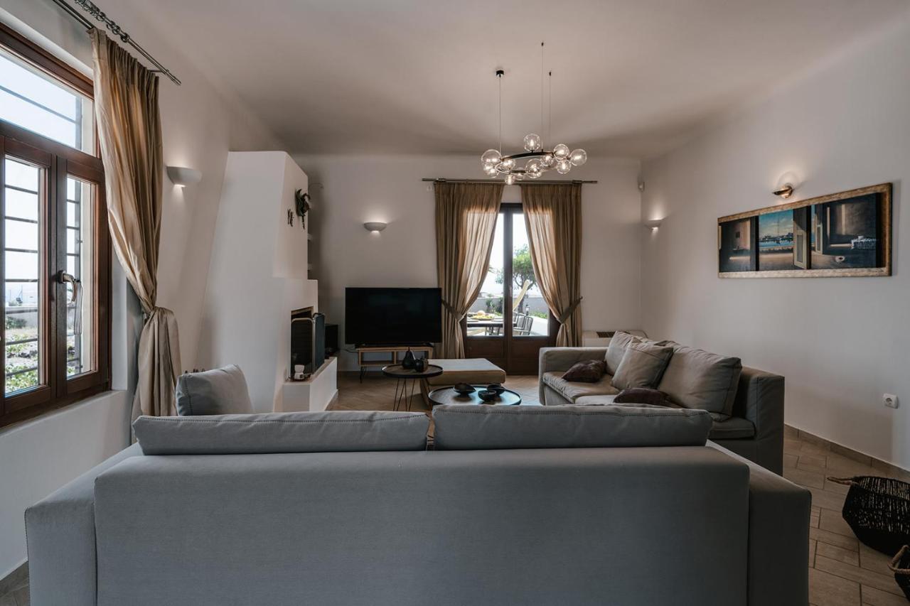 Echo Villa Фира Екстериор снимка