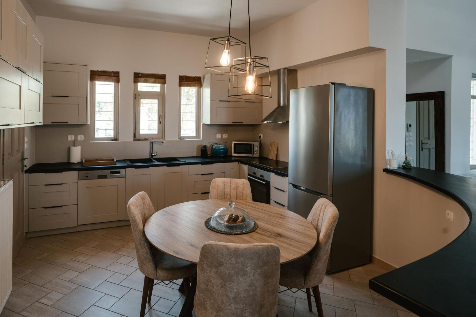 Echo Villa Фира Екстериор снимка