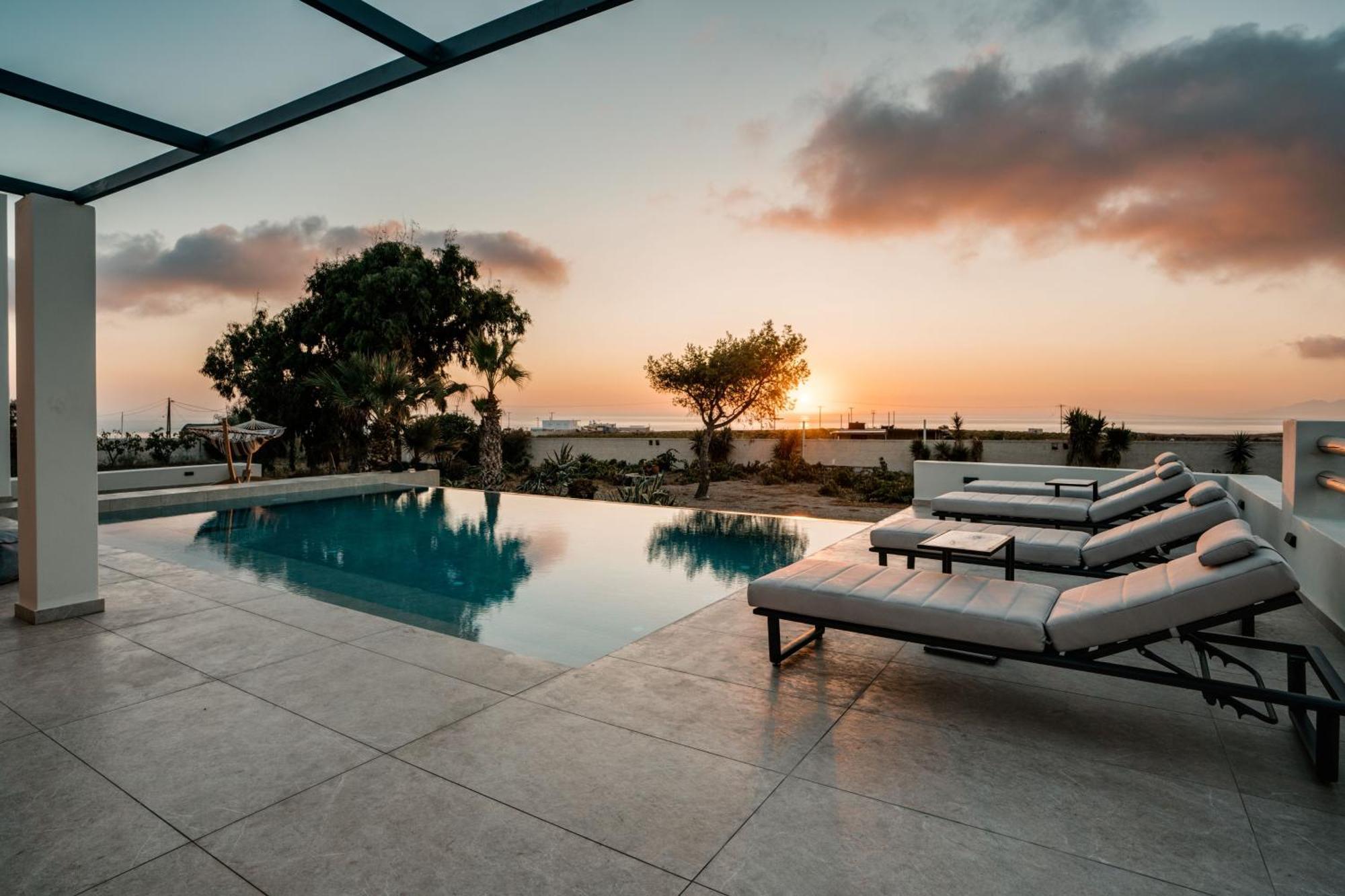 Echo Villa Фира Екстериор снимка